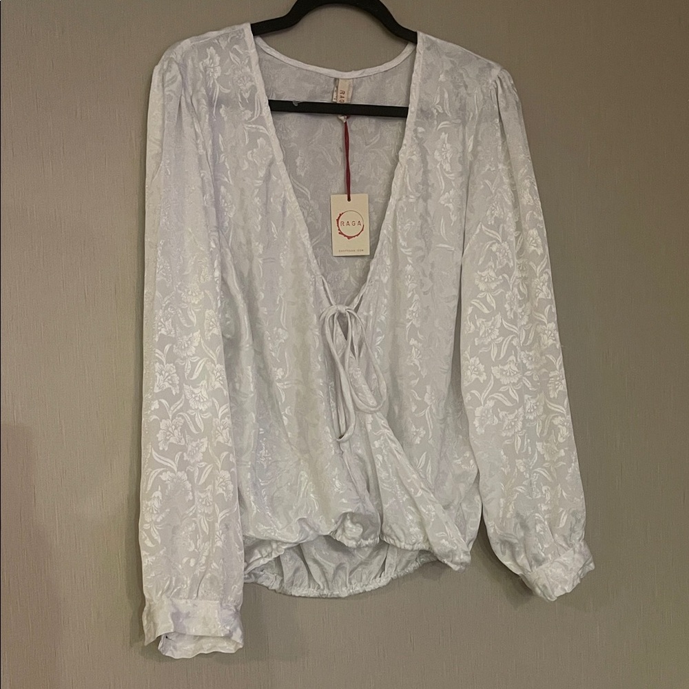 RAGA White Floral Tie-Front V-Neck Jacquard Blouse